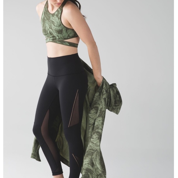 lululemon athletica Pants - Wanderlust Exclusive 2016 Highest Time Leggings Size 4